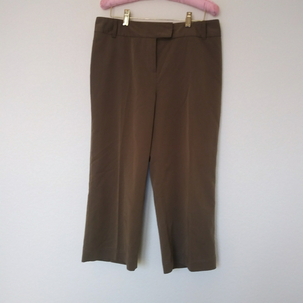 Alfani Capris Pants